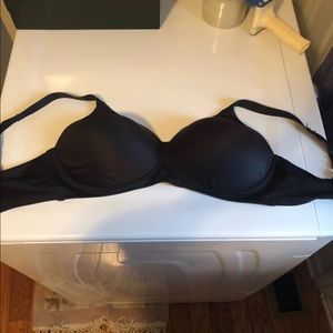 Bali’s Bra In Black Size 36DD (New without tags)